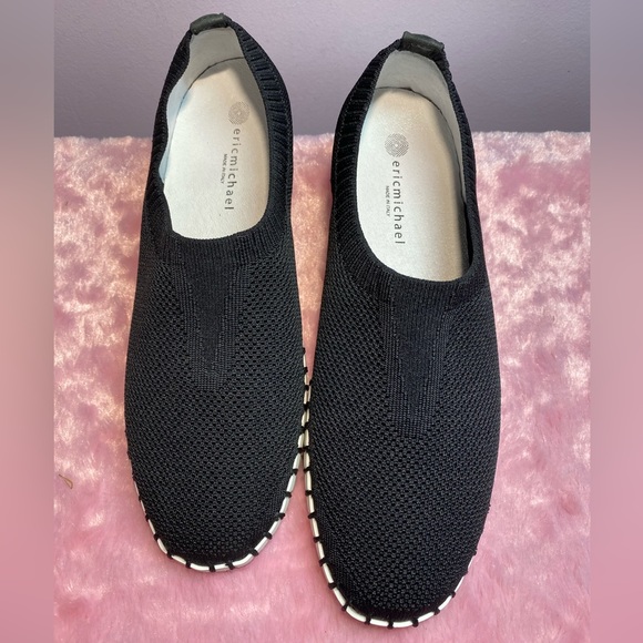 Lucy Black Slip On by Eric Michaels - Picture 2 of 9